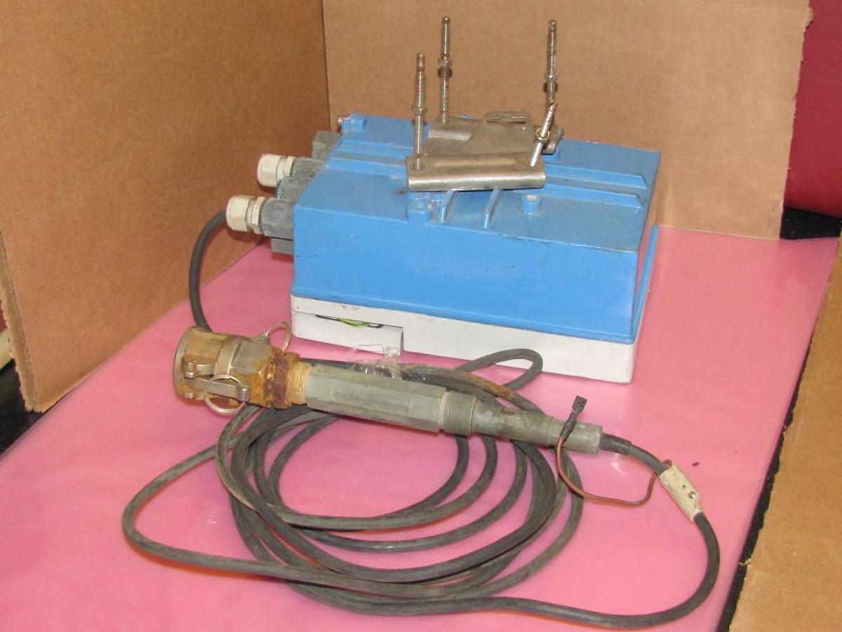 Used ENDRESS+HAUSER MYCOM S MYCOMS 100-230 VAC