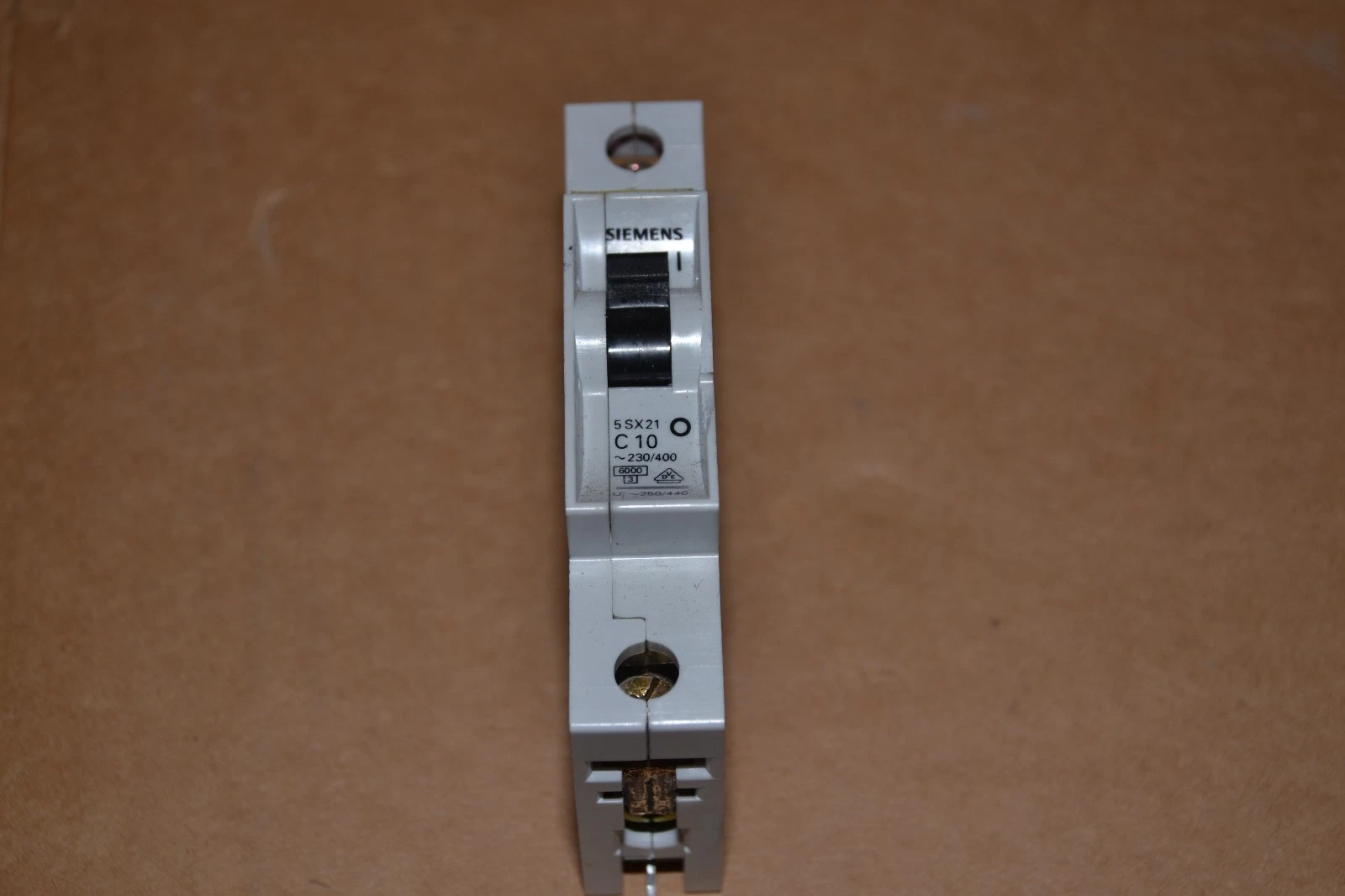 Used SIEMENS 5SX21 C10 10A 1POLE 277V CIRCUIT BREAKER
