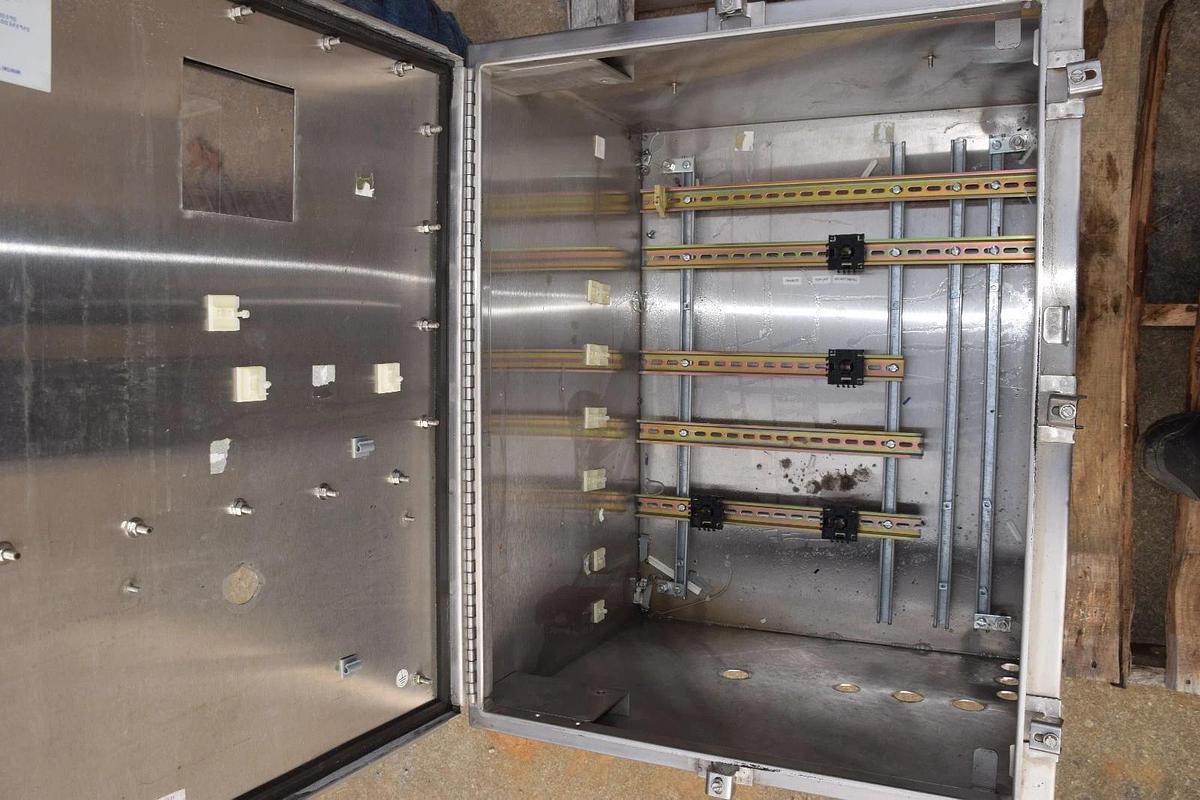 Used Hoffman K-Tron Soder S/S Industrial Control Panel SS Enclosure 24"x 30"x 20"