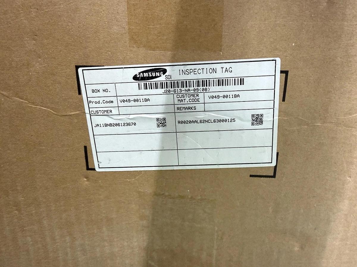 NEW Square D LLF37060D33 PowerPacT L 600A 3P 500VDC Circuit Breaker Samsung SDI