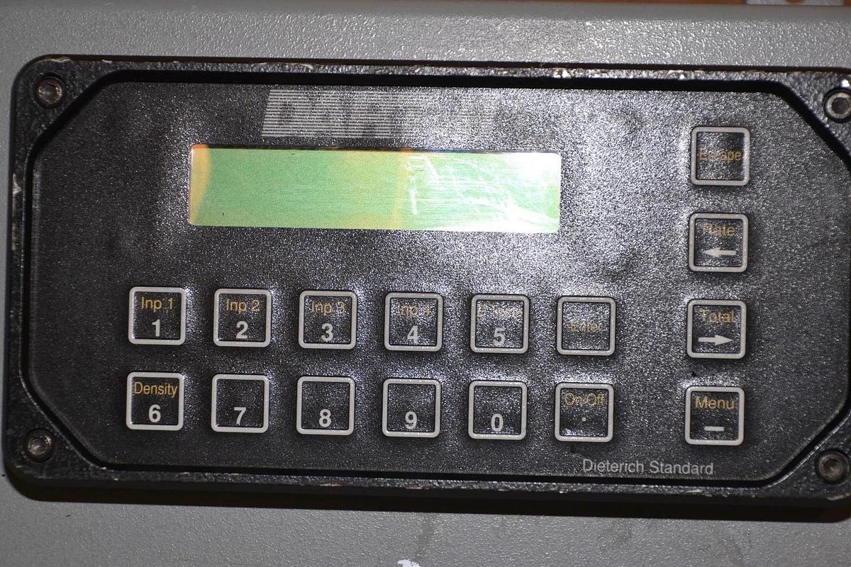 Used DART II DFCII 1MN2XX3MN4MN P3ESRATXAXYDS STD 24VDC FLOW CONTROL