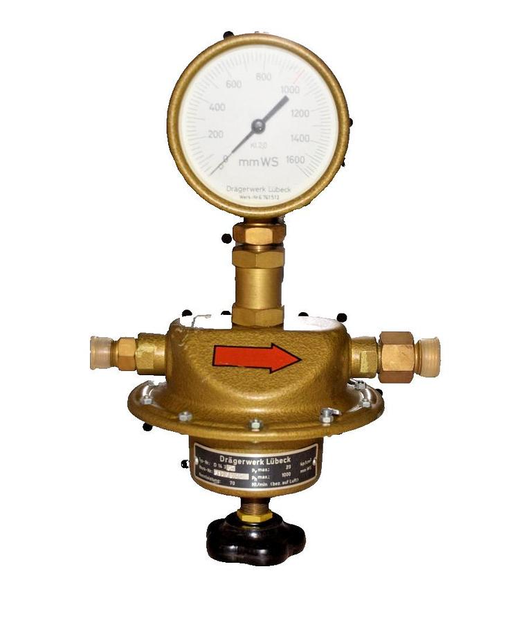 DRAGERWERK LUBECK 3176502 D14362 200kp 1000mm 70 PRESSURE REDUCER NEW