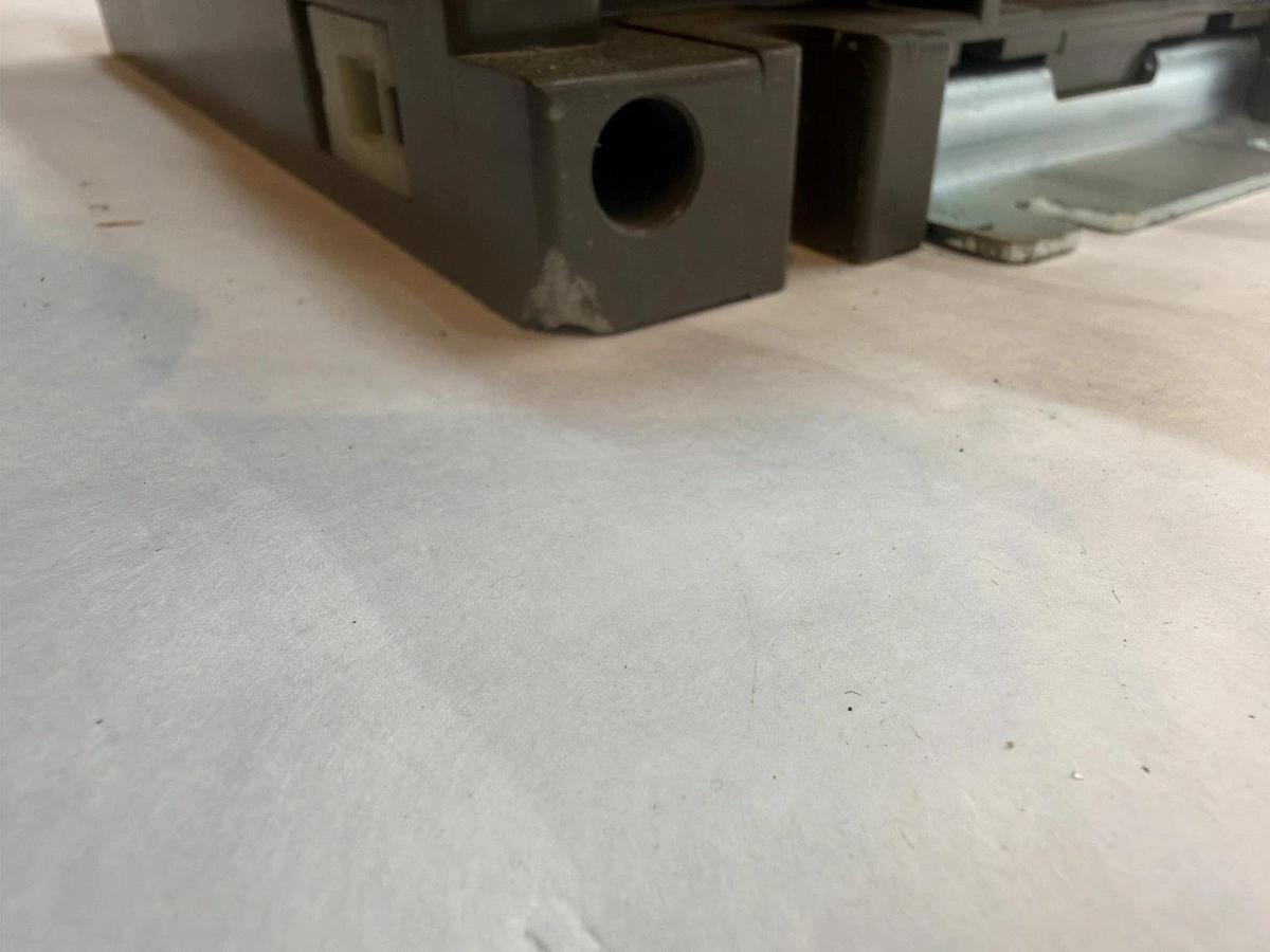 Siemens 3TF6944-0C Contactor,  500HP, 820Amp, 600VAC, 3-Pole, 120VAC Coil 820A