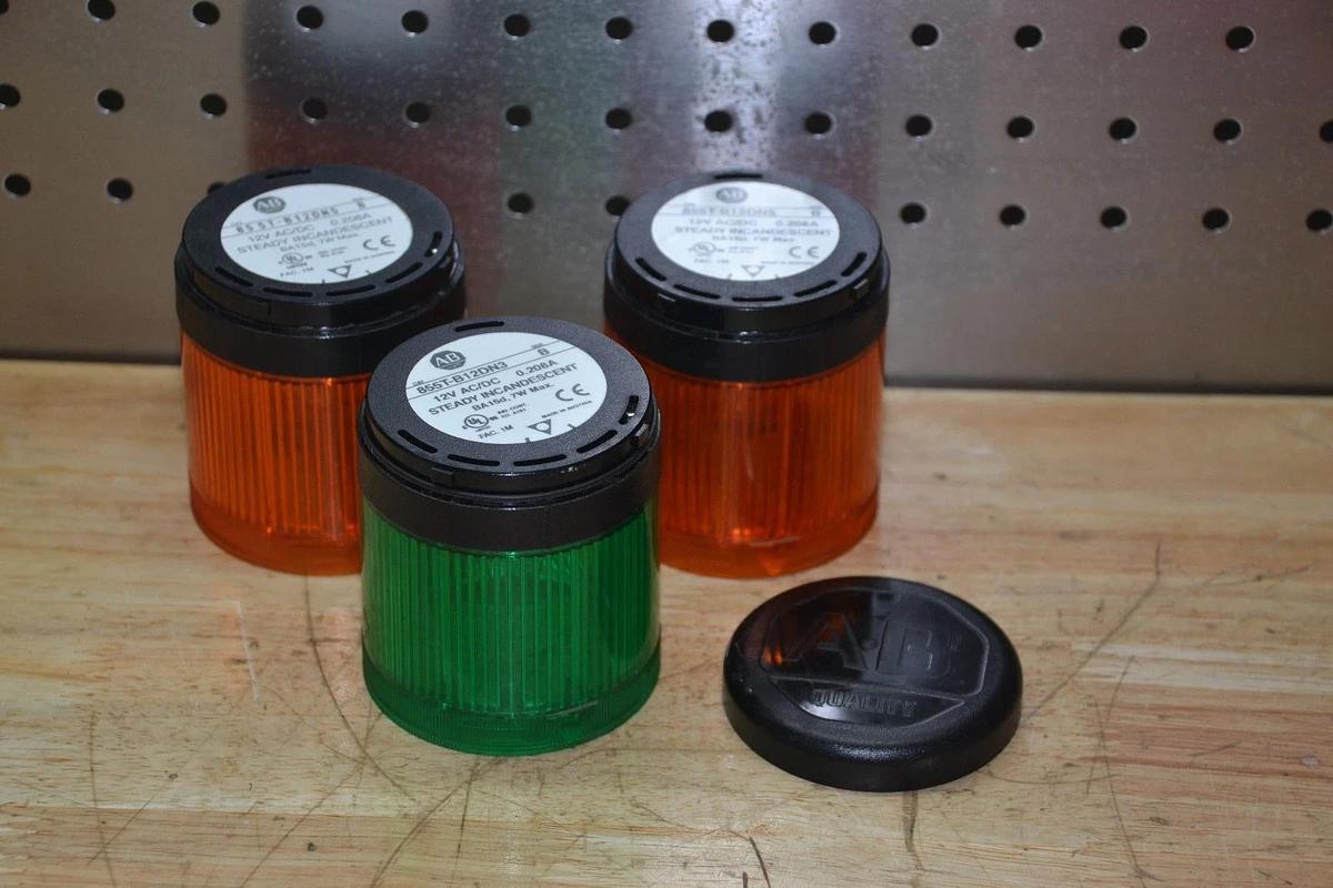 Used ALLEN BRADLEY AMBER 855T-B12DN5 / GREEN 855T-B12DN3 SERIES B STACK LIGHT