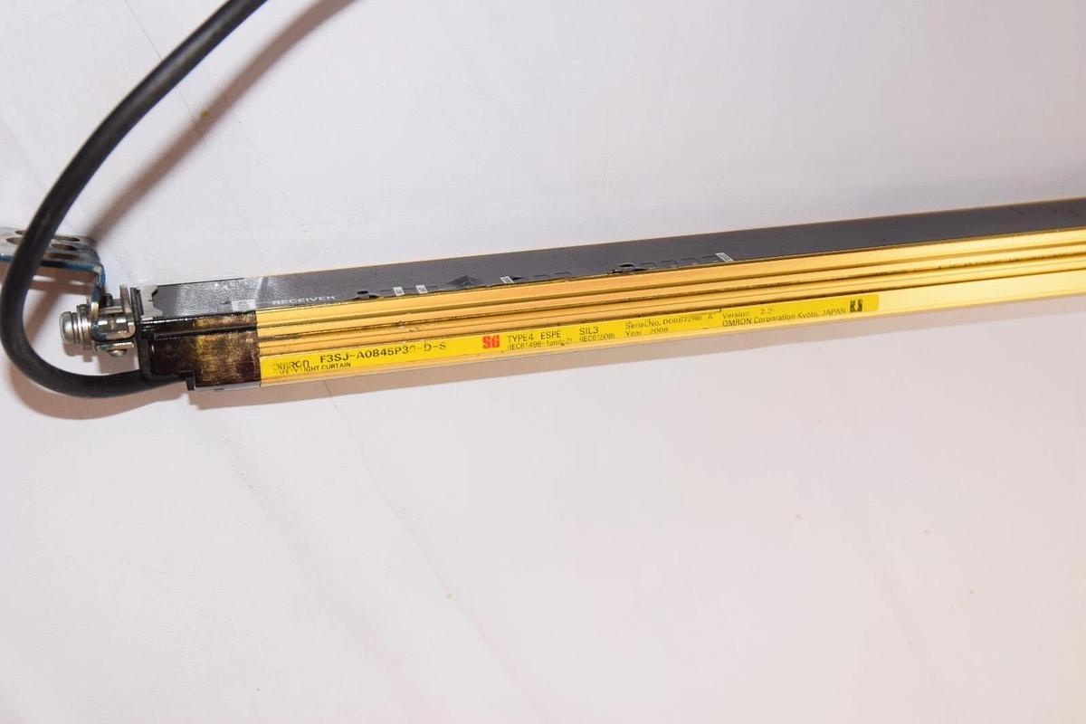 Used Omron F3SJ-A0845P30-D-S Type 4 Safety Light Curtain