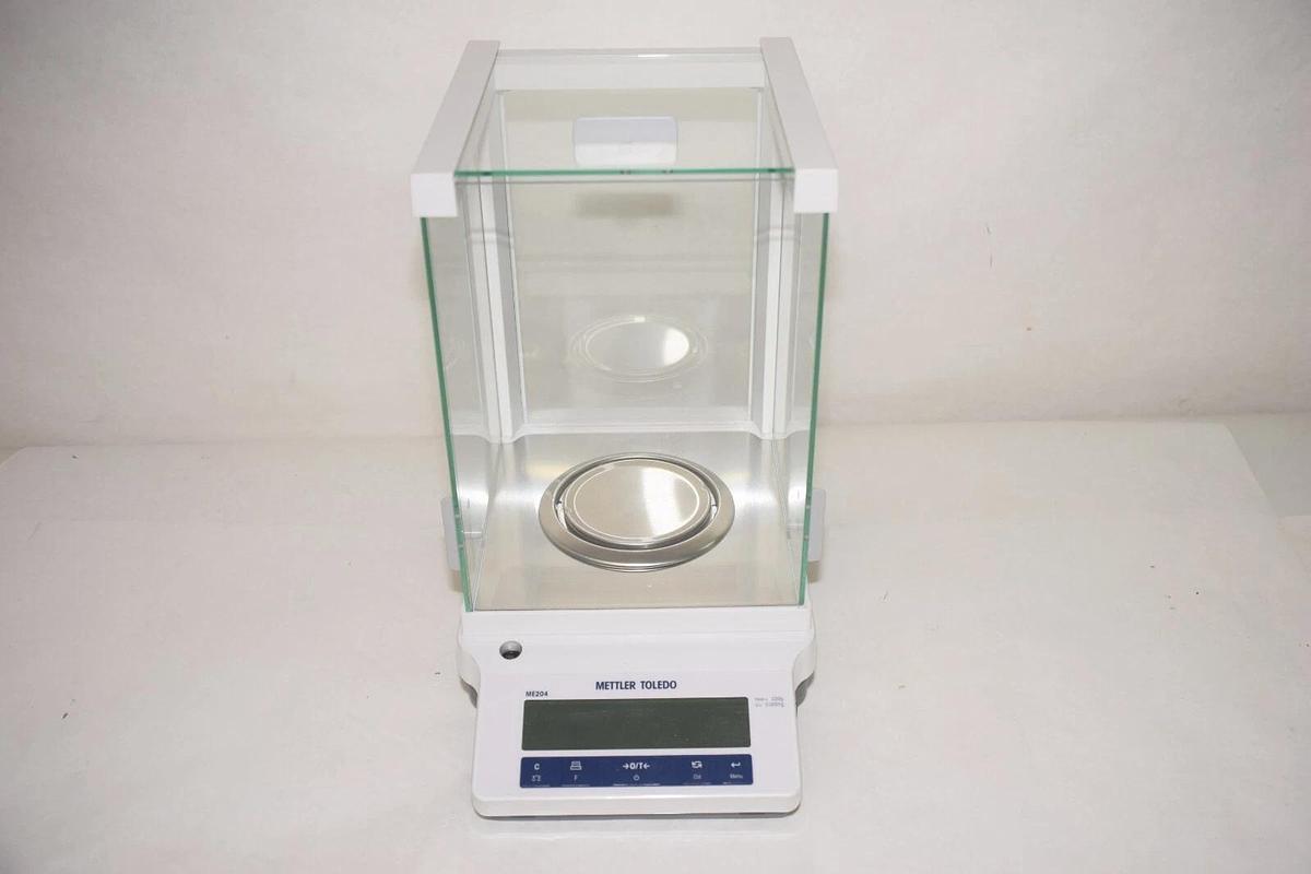 (NEW) METTLER TOLEDO ME204 12-0.84A Analytical Balance Scale