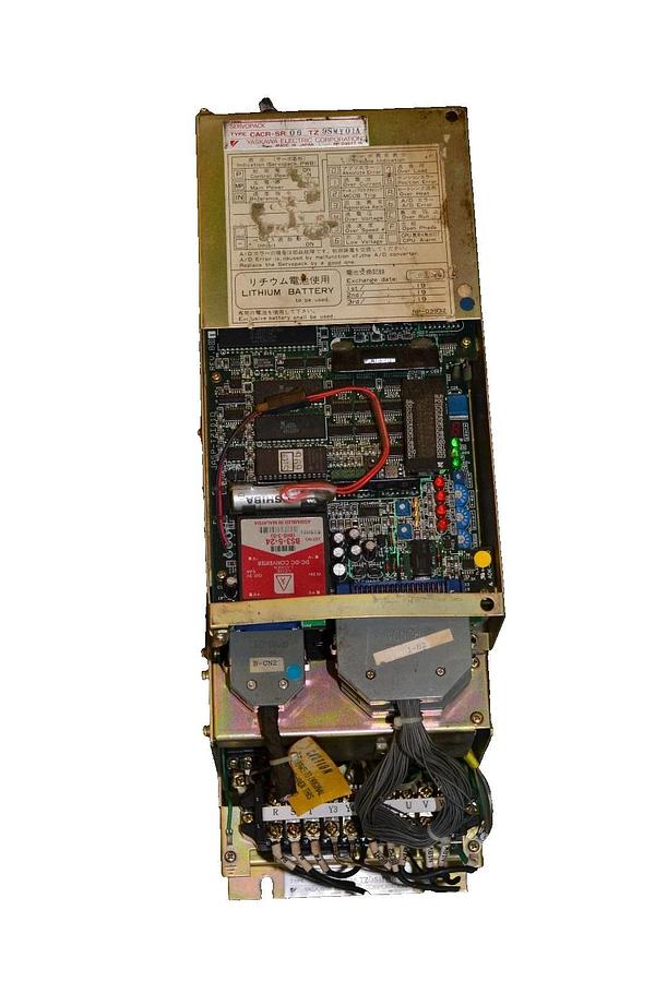 Used Yaskawa ServoPack Drive CACR-SR06TZ0SMY01A CACR-ST06TZ9SMY01A