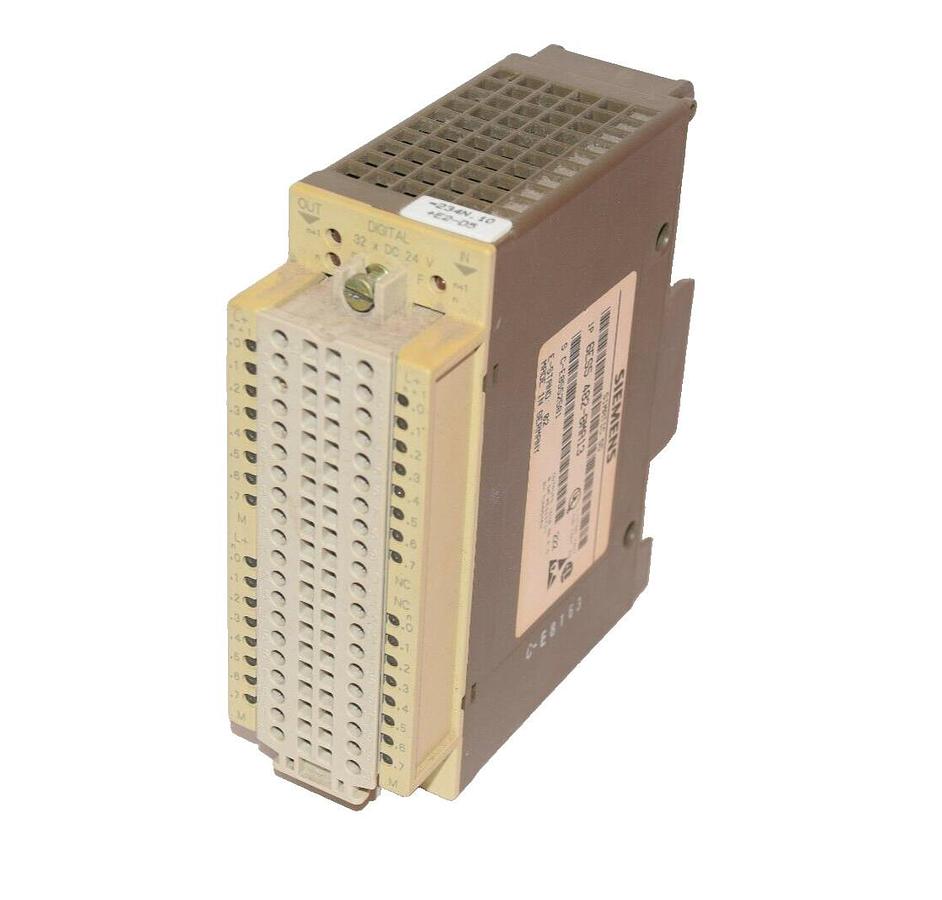 Used Siemens 6ES5-482-8MA13 6ES5 482-8MA13 6ES54828MA13 S5 Digtal 32X 24V