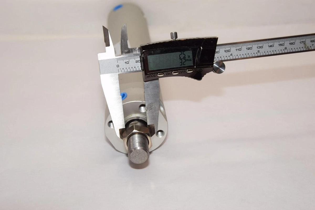 (NEW) SMC NCDGUB50-200 150psi Pneumatic Air Cylinder