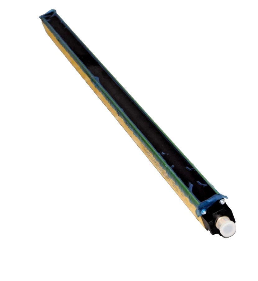 Schmersal Safety Light Curtain SLC440COM-E-0650-14 Emitter (New)