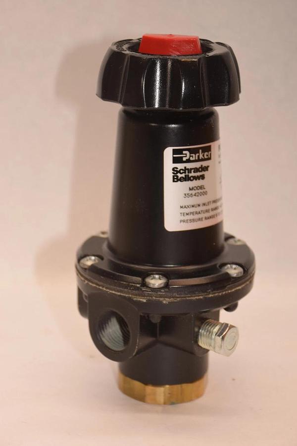 PARKER 35642000 5-125psig 1/2" Prep-Air Regulator USA w/ 160psi Gauge NIB