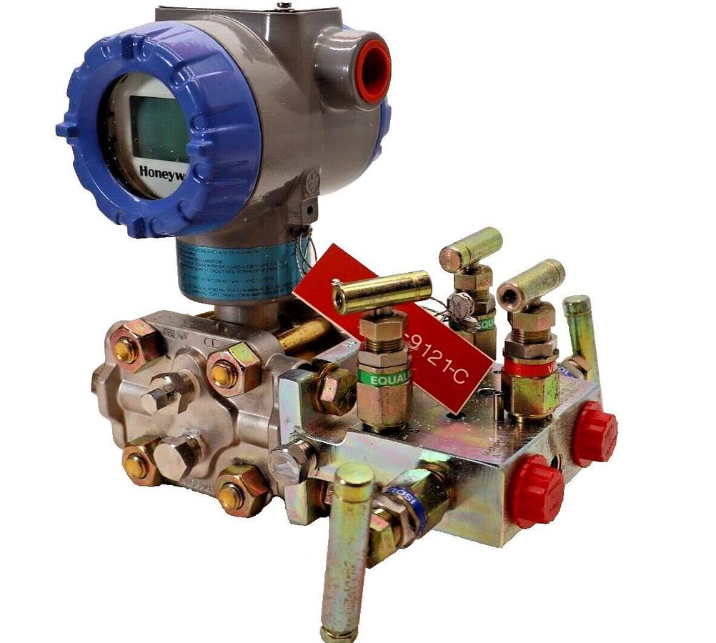 Honeywell Diff Pressure Transmitter ST800 YSTD820-41(Y)C6AS-1-B-AHD-12C-B-2 NEW