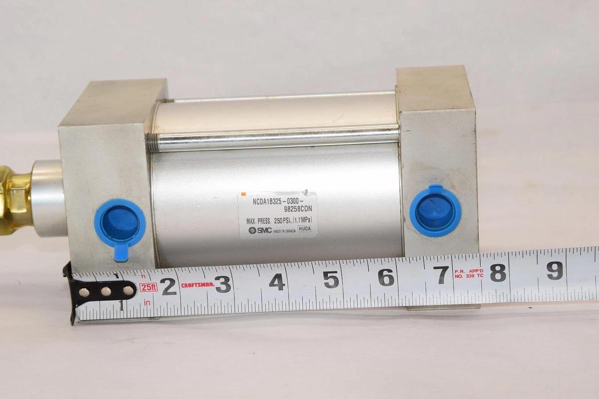 (NEW) SMC NCDA1B325-0300-98258CDN 250psi Tie Rod Cylinder