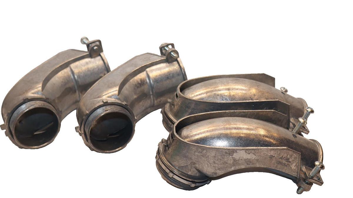 (NEW - Lot of 4) ARLINGTON 2" 90 Degree Squeeze Flex Connector Aluminum