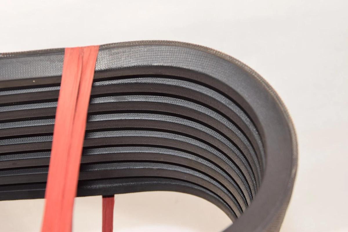 (NEW) D&D POWERDRIVE B73/08 ORB-19-12248B73/08 08 Rib 76" L 0.62" W V-Belt