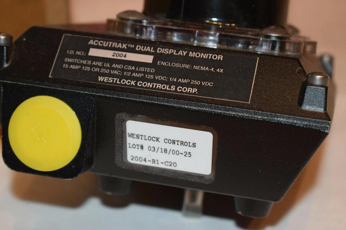 NEW WESTLOCK CONTROLS 2004-B1-C20 2004B1C20 ACCUTRAK DUAL DISPLAY MONITOR