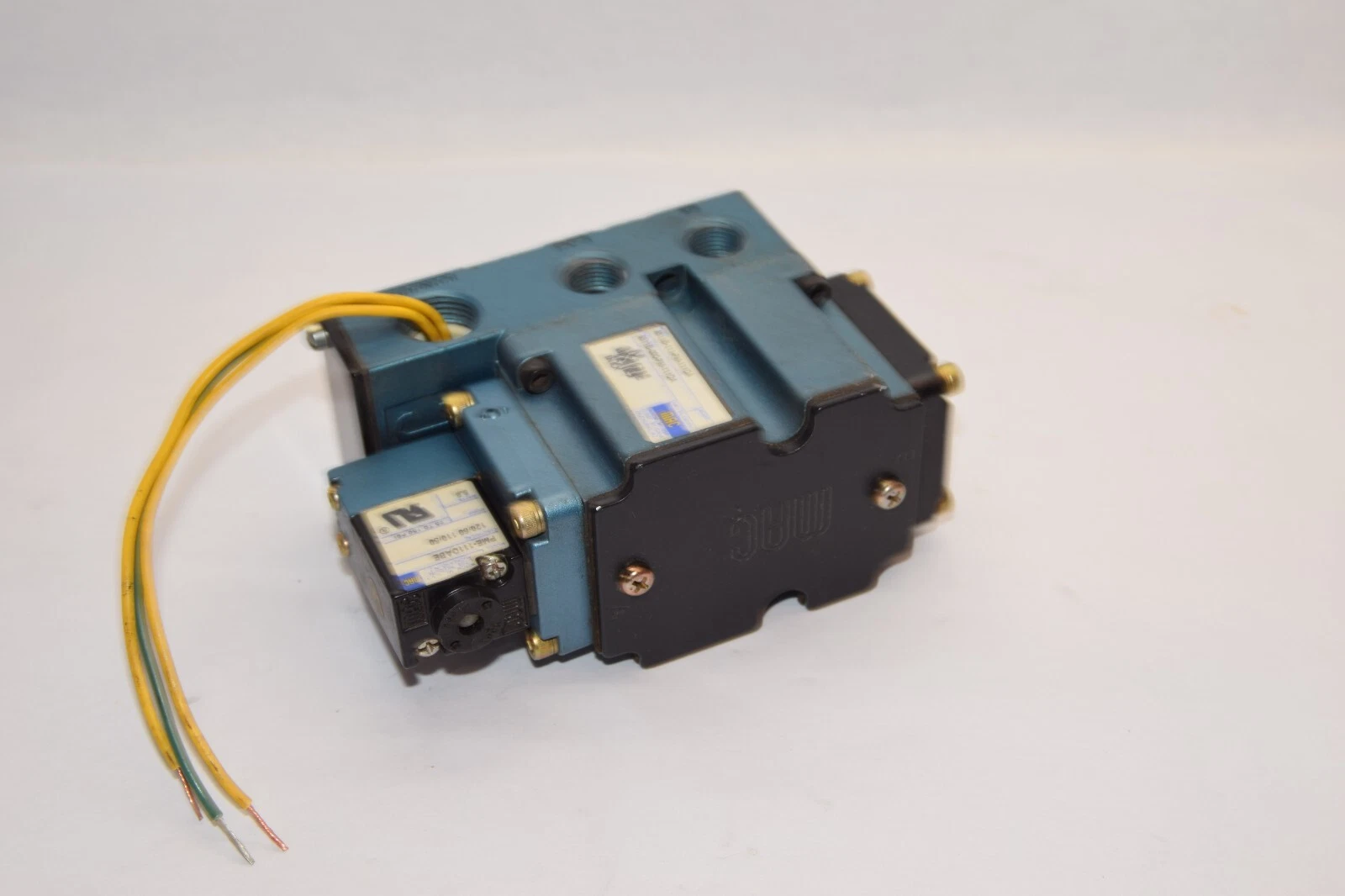 (NEW) MAC VALVES 6511B-111-PM-111DA 150psi Solenoid Valve