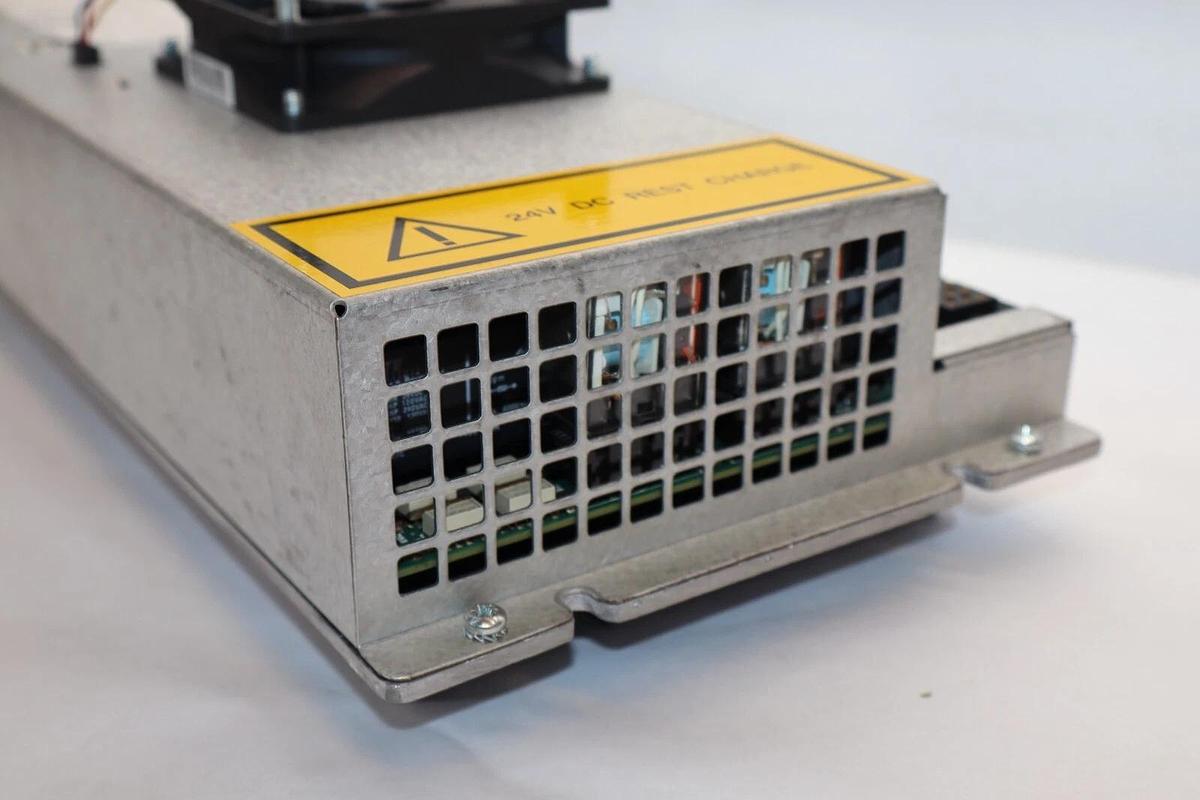 Used ABB Power Supply PDB-02 3HNA023093-001 3HNA023093001 Rev. 02