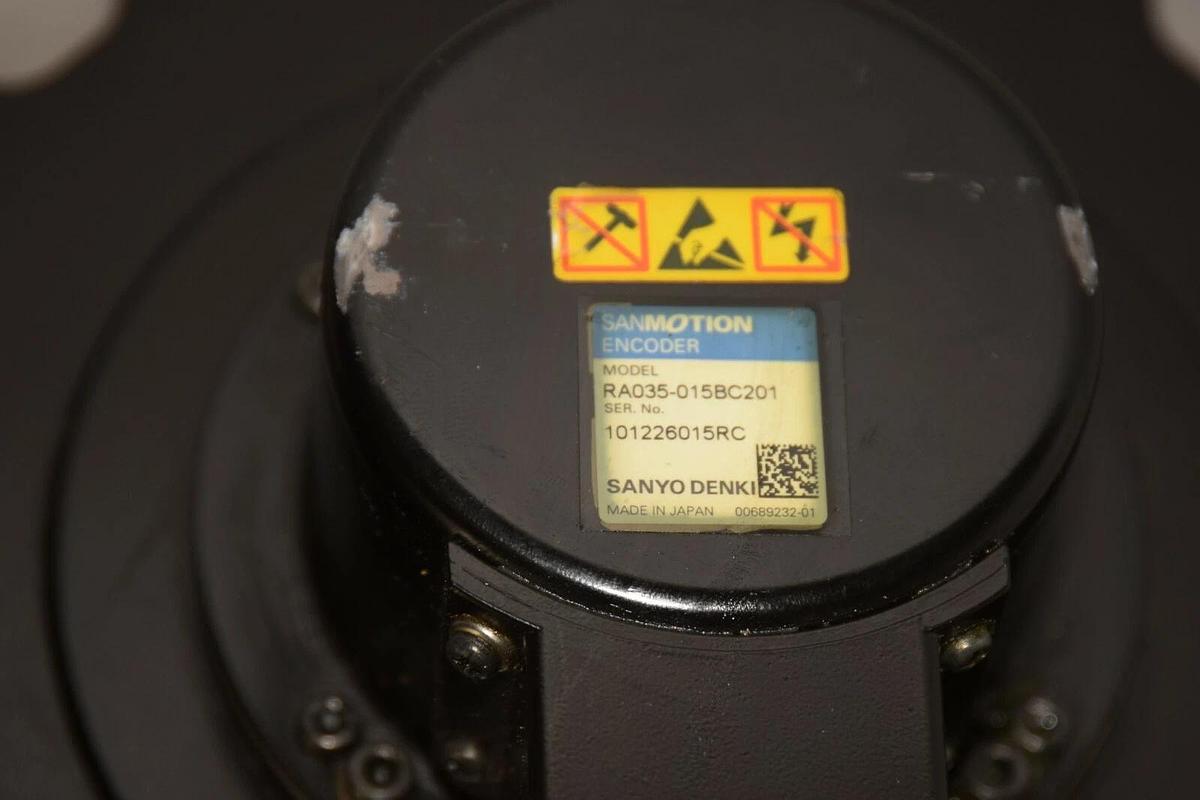 Used SANYO DENKI Q2AA18750LBF34 7.5kw Servo Motor & RA035-015BC201 SanMotion Encoder