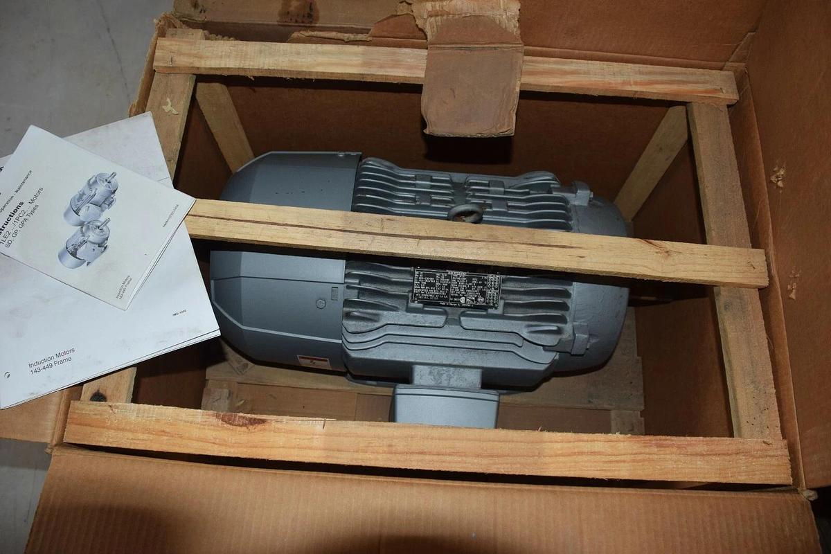 (New) Siemens 15 HP 1LE22012BB11AA3 Electric Motor GP10 254T 230V 460V 1760 RPM