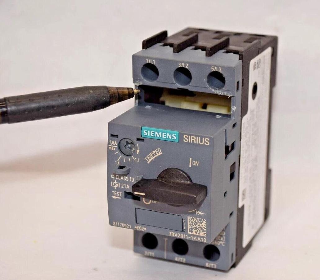 Used SIEMENS 3RV2011-1AA10 3RV20111AA10 1.1-1.6A Circuit Breaker *Missing Cover*