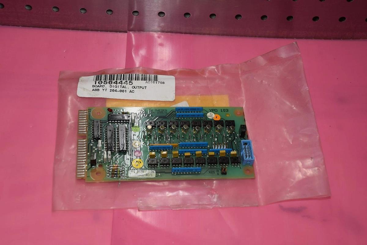 ABB YPO 103A YPO 103 YT204001-AC/1 CIRCUIT BOARD CARD (New)