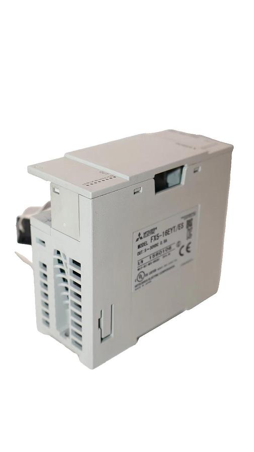Used MITSUBISHI ELECTRIC FX5-16EYT/ES , FX516EYTES 5-30Vdc 0.5A Prog. Controller