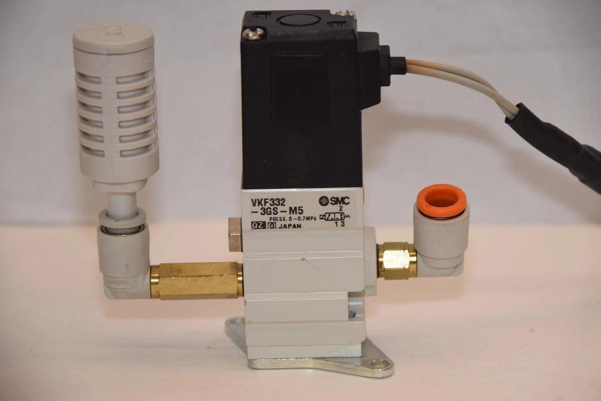 Used SMC VKF332-3GS-M5 0-0.7MPa Solenoid Valve Assembly