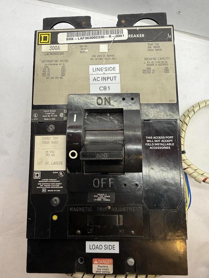 Used SQUARE D LAF363002330 LAF36300 300A Shunt Trip Circuit Breaker LA11028 300 Amp A
