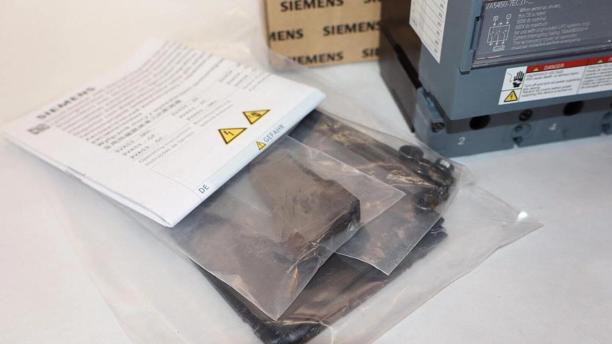Siemens Circuit Breaker 500A 500 Amp 3VA5450-7EC31-0AA0 3VA5 3p 600v TM230 *NEW*