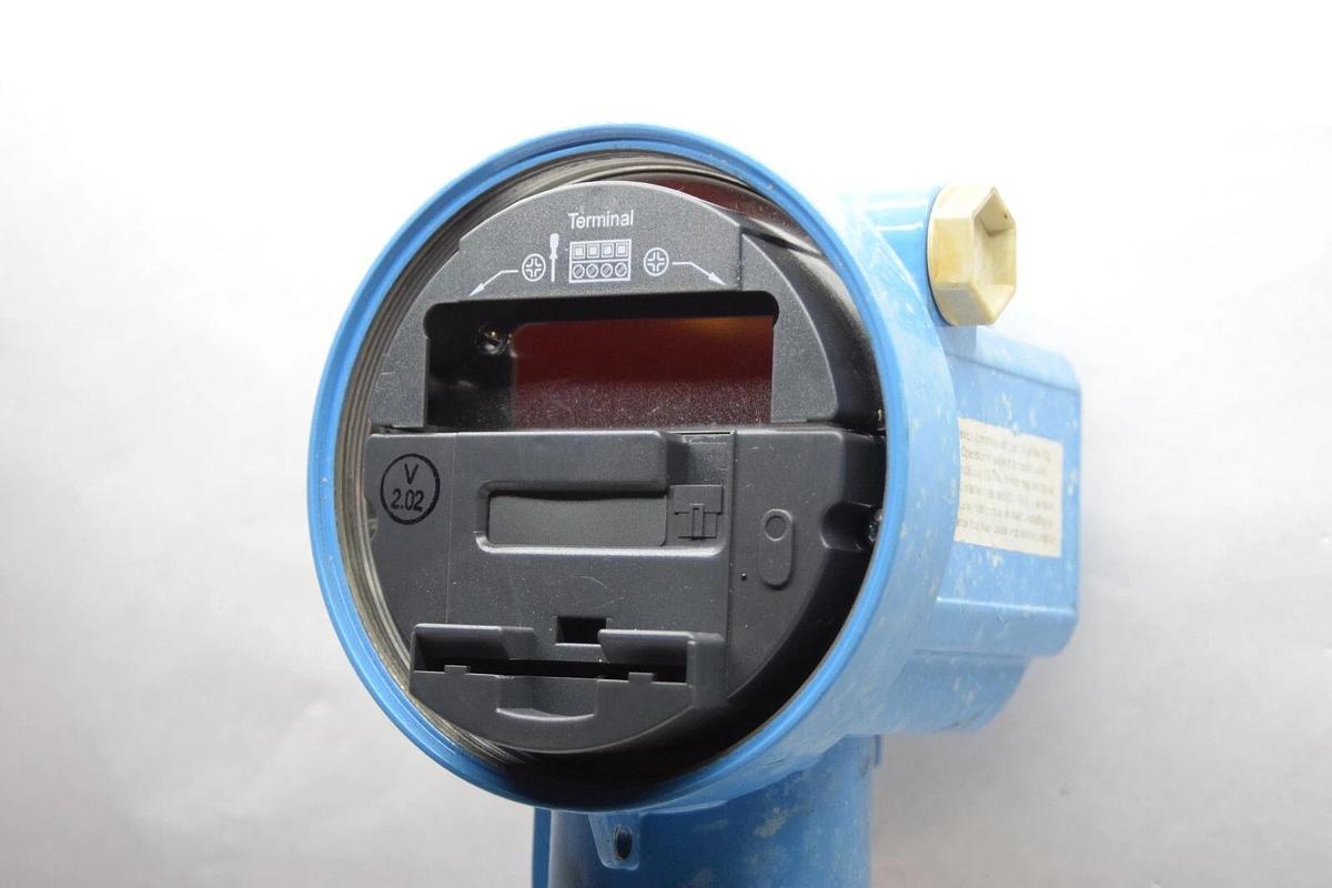 Used ENDRESS + HAUSER MicroPilot M FMR245 FMR245-A4ALKAA4A FMR245A4ALKAA4A 230psi