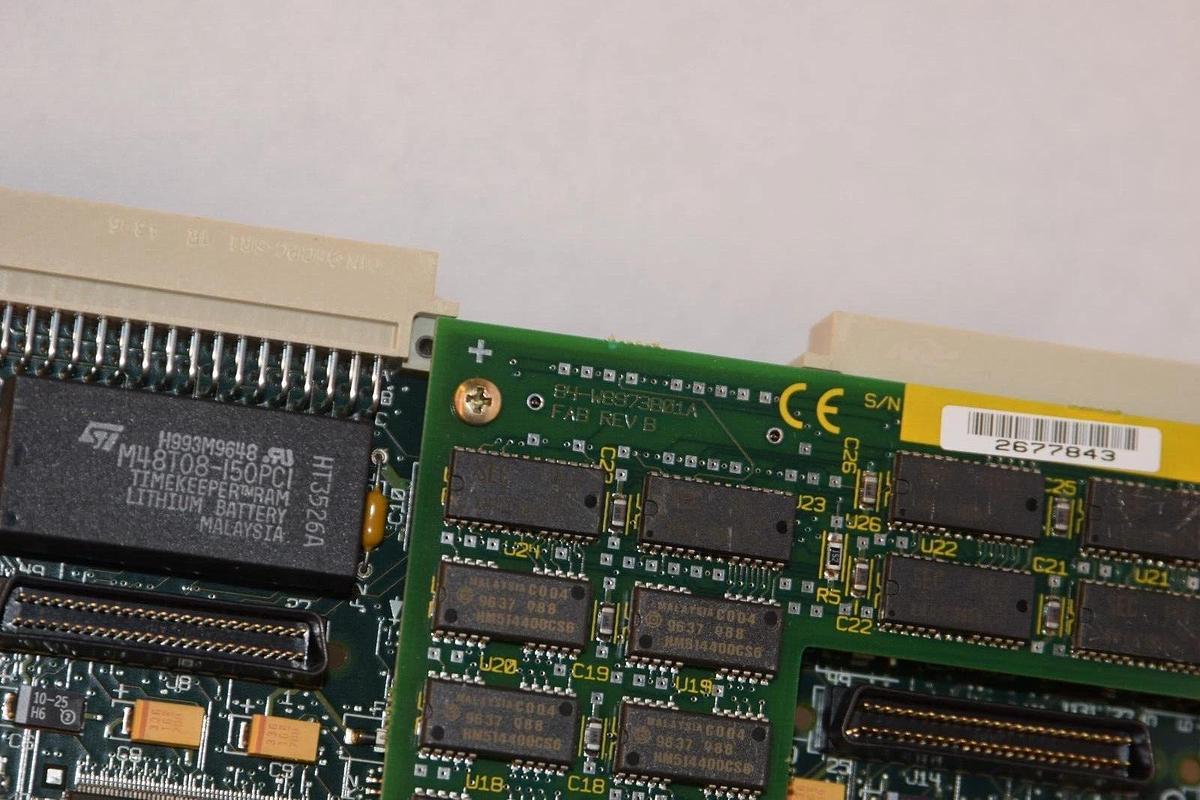 Used ADEPT TEHNOLOGY 84-W8973B01A Rev B 10332-00712 Rev P2 Circuit Board