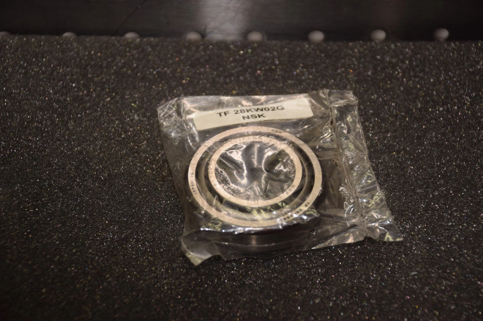 NSK 28KW02G BEARING NEW