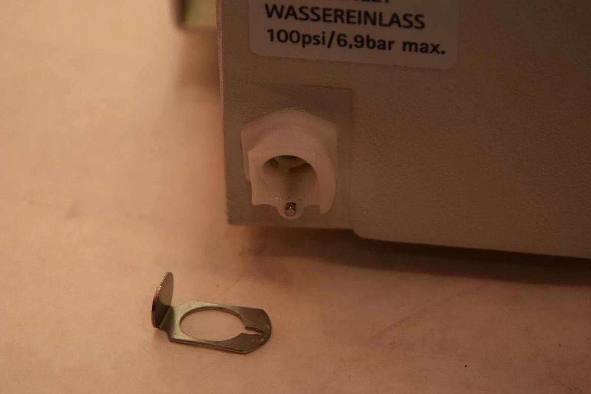 Used SARTORIUS STEDIM Arium 61215 Type 2 100-240Vac 50/60Hz Water Purification System