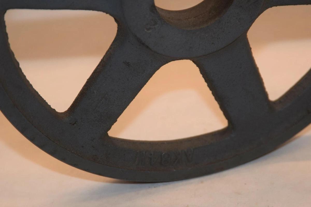 (NEW) MASKA  AK84H 8" Sheave Pulley