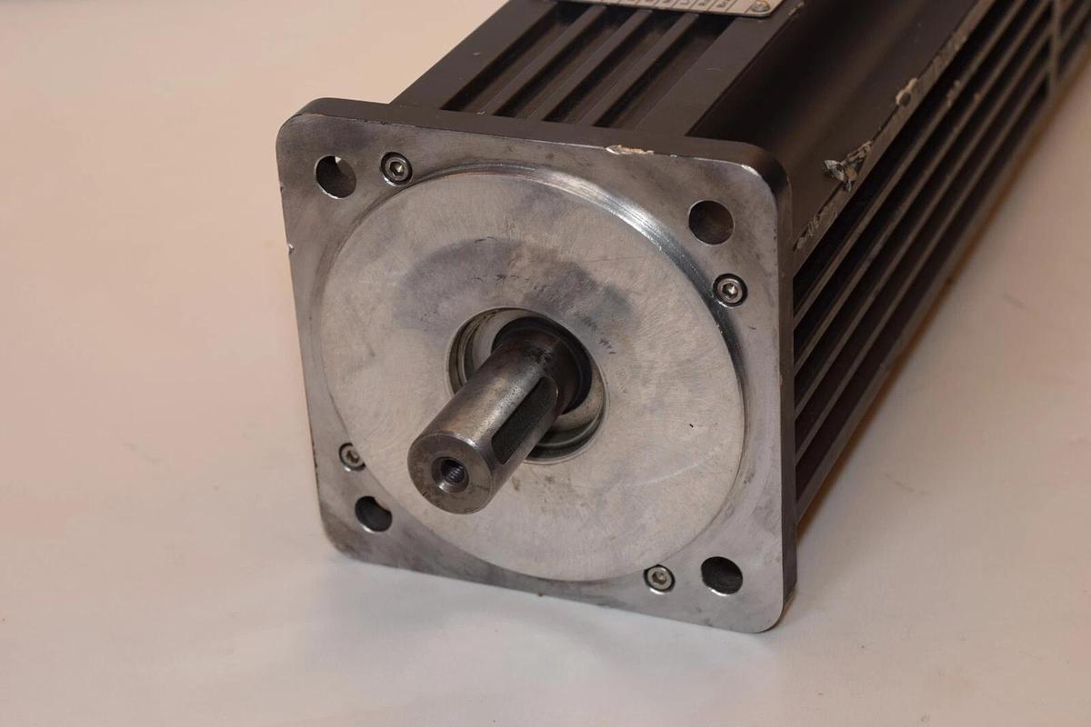 Used ELWOOD GETTYS S43F-R00-2010 1.56HP 1.17kW 4.4A 2500rpm Servo Motor