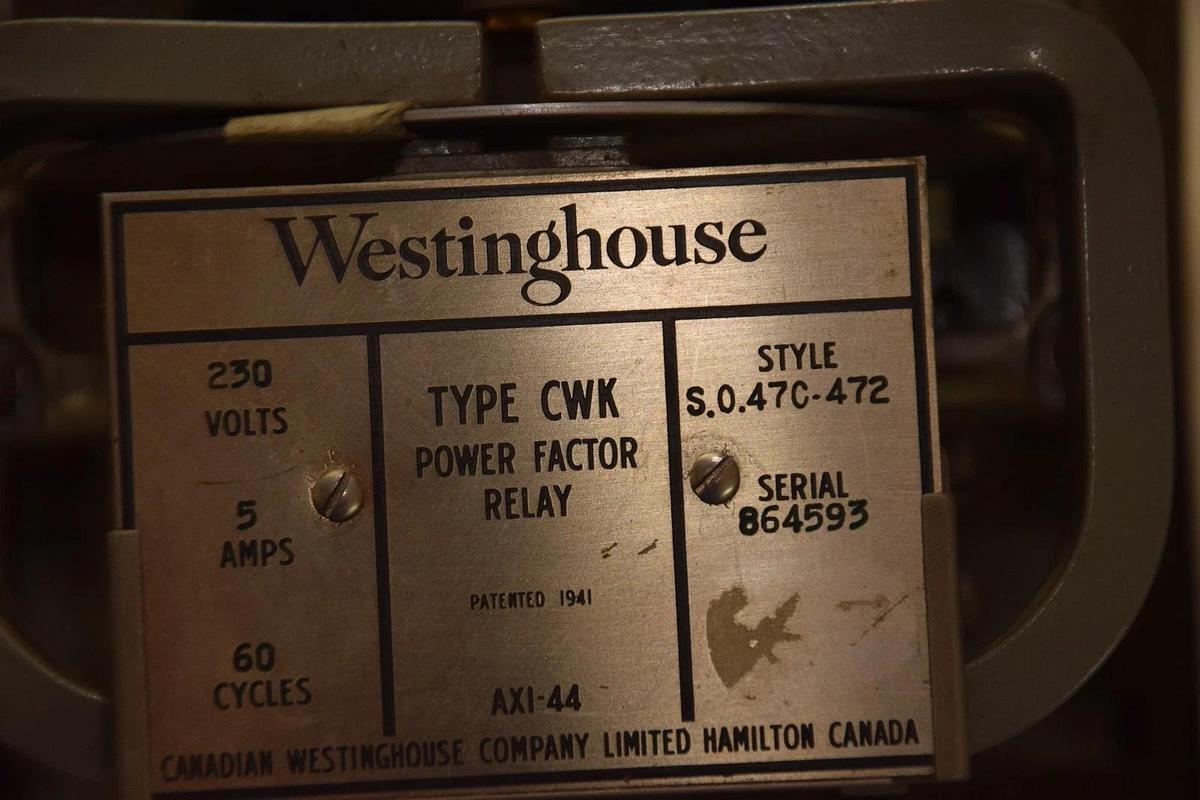 WESTINGHOUSE TYPE CWK 230V 5A 60 CY S.0.47C-472 AXI-44 POWER FACTOR RELAY NEW