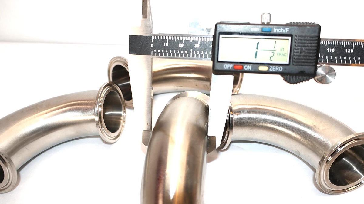 1-1/2" od (5) 90° Elbow (1) 45° Stainless Steel Pipe Fitting (New - Lot 6)