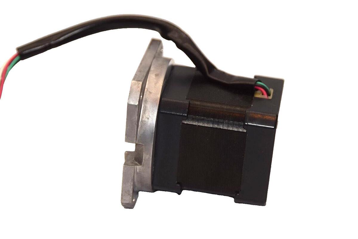 Used VEXTA ORIENTAL MOTOR PK245-01A-C62-2 4V 1.2A 2-Phase Stepping Stepper Motor
