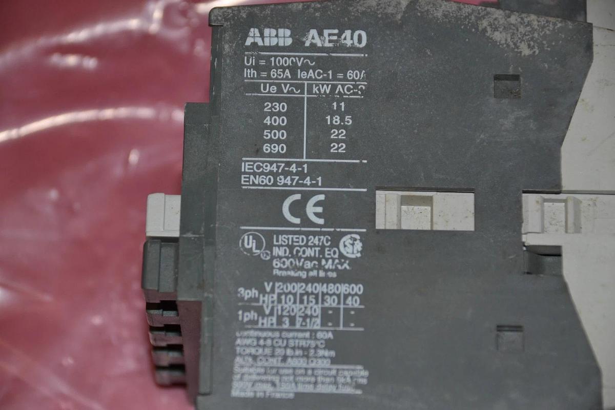 Used ABB CONTACTOR AE40-30 AE40 30 AE4030 R81 24V 24 VDC Coil 123115014-001