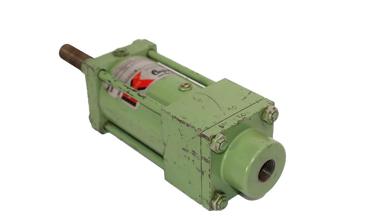 Kimwood Hydraulic Cylinder 301443016 5M-18306 3/4" Bore  (NOS)