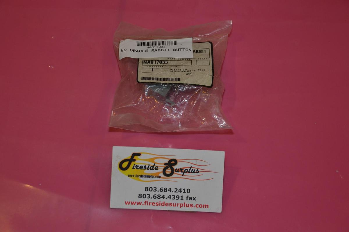 CAT RABBIT BUTTON RIGHT NAO17033 NA017033 NEW