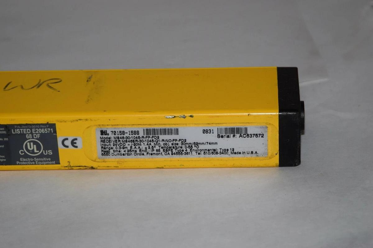 Used STI MS46-30-1045-R-FP-FD2 70158-1566 Range 0.3-9m Safety Light Curtain