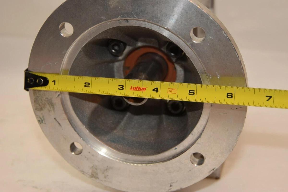 (NEW) CONEDRIVE B021010.BGNGB 0:1 3/4" Shaft Gear Box / Speed Reducer