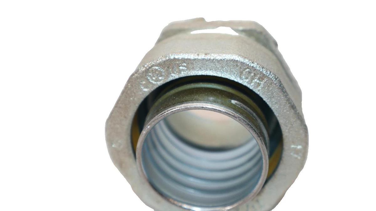 Crouse Hinds Liquidtight Straight Malleable Throat LT150 1-1/2" (New - Lot of 4)