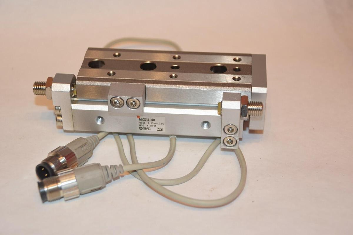 Used SMC MXQ12-40 0.15-0.7MPa AIR/PNEUMATIC SLIDE TABLE