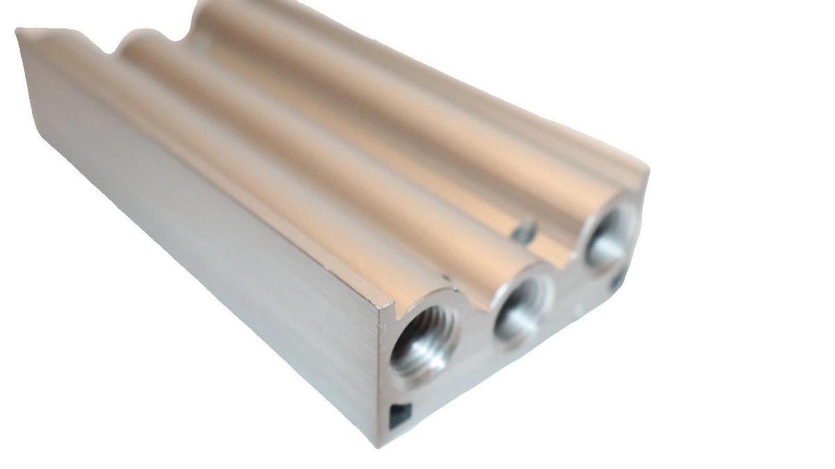 (NEW) SMC SS5Y5-20-06-00T , SS5Y5200600T Manifold Base