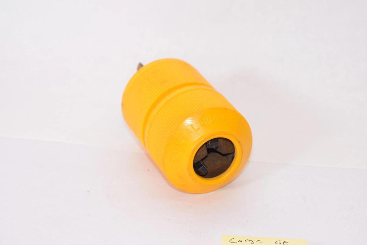 (NEW) GE GENERAL ELECTRIC 30A 125V Large Pull Disconnect Plug