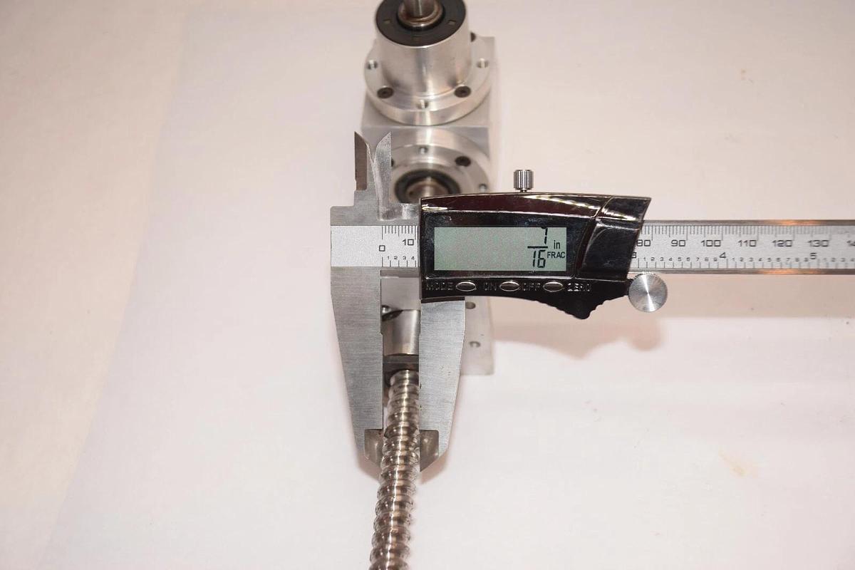 Used GAM GEAR 760122 L-045-1:1-E030000-[9.5] Right Angle Spiral Gearbox