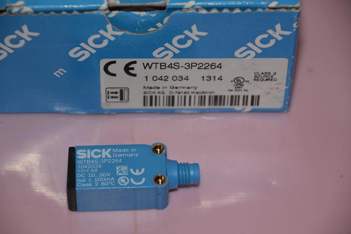 SICK PINPOINT LIGHT SENSOR WTB4S-3P2264 WTB4S3P2264 WTB4S 3P2264 10...30 V NEW